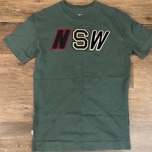 The Nike Sportswear NSW Men's T-Shirt (M)